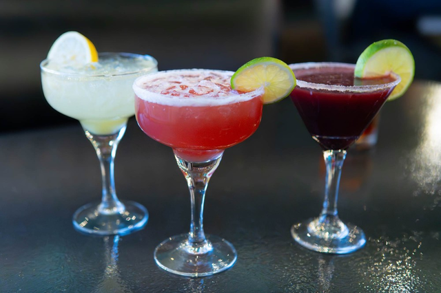 $5 Well Drinks